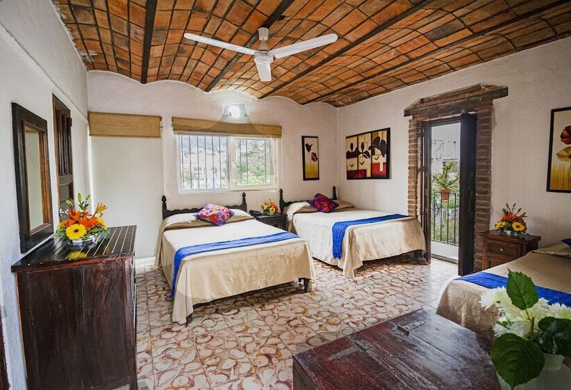 غرفة عائلية, Posada De Roger