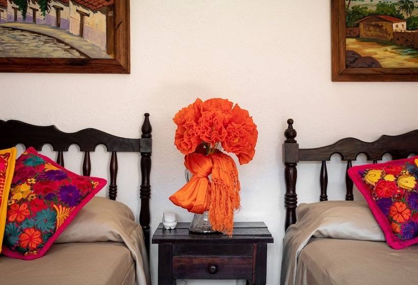 غرفة قياسية, Posada De Roger