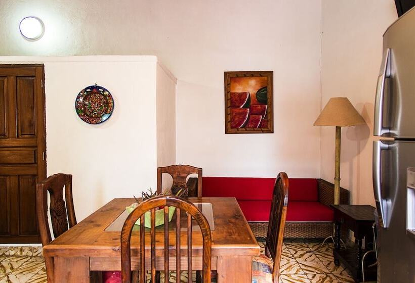 جناح, Posada De Roger