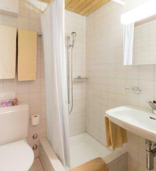 غرفة قياسية, Suretta