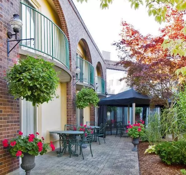 スタンダードインサイドビュールーム, The Inn Of Waterloo