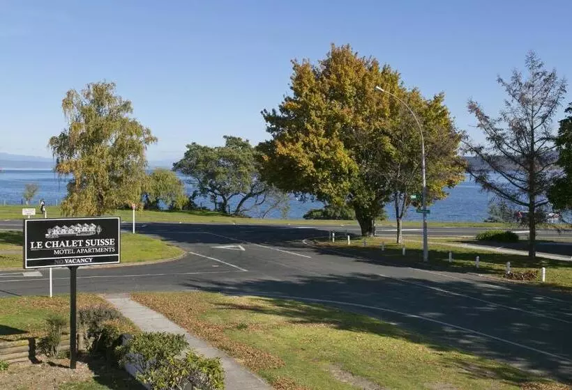 استودیوی استاندارد, Le Chalet Suisse Motel Taupo