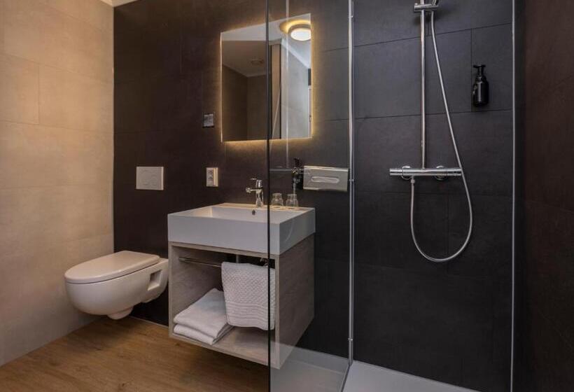 Семейный Номер, Fletcher Hotel Restaurant Langewold