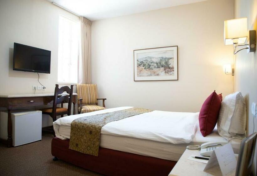 标准间, Ymca Three Arches