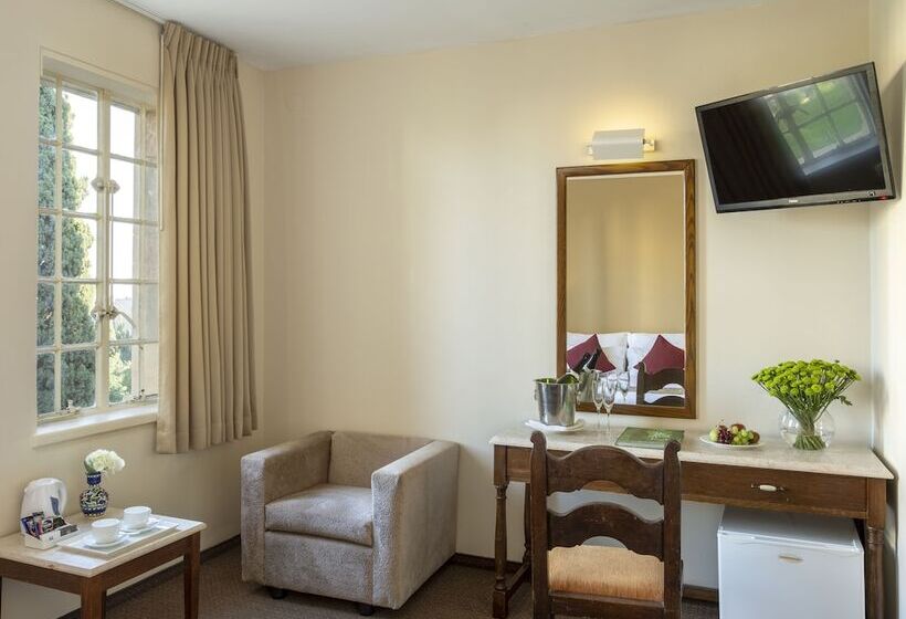 标准间, Ymca Three Arches