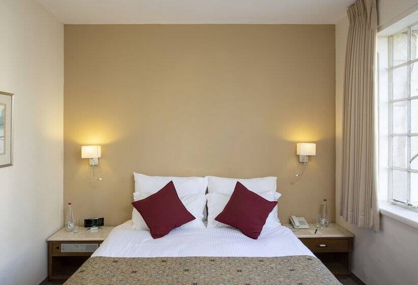 标准间, Ymca Three Arches