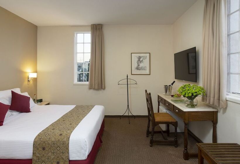 小型套房, Ymca Three Arches