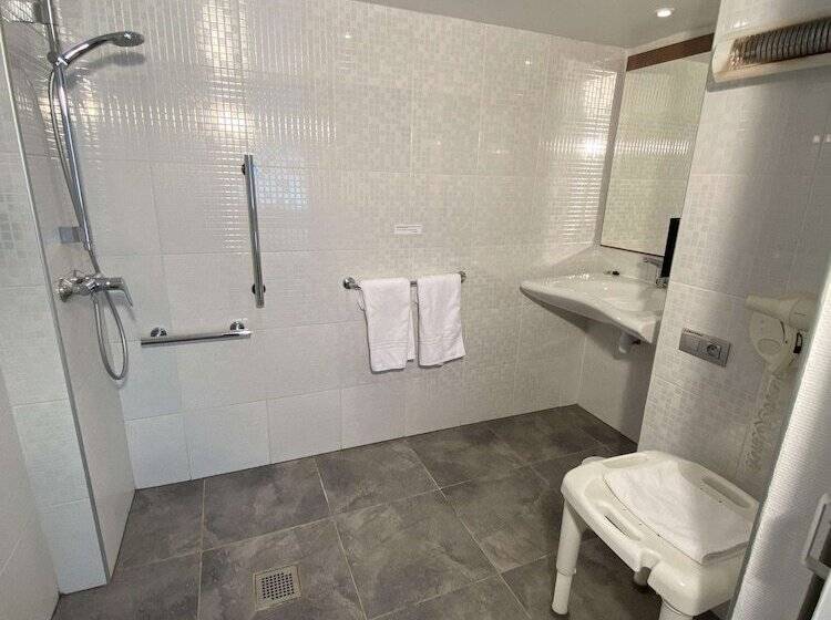 غرفة قياسية, Campanile Nantes ~ Rezé Aéroport