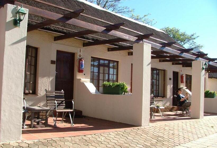 בונגלו משפחתי, Eight Bells Mountain Inn