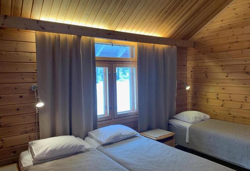 חדר סטנדרט לשלושה, Hetan Majatalo