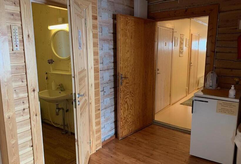 חדר סטנדרט חדר אמבטיה משותף, Hetan Majatalo