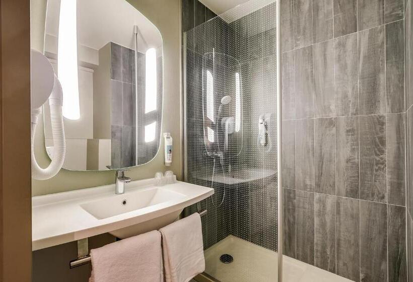 Номер Стандарт Трехместный, Ibis Marne La Vallée Noisy