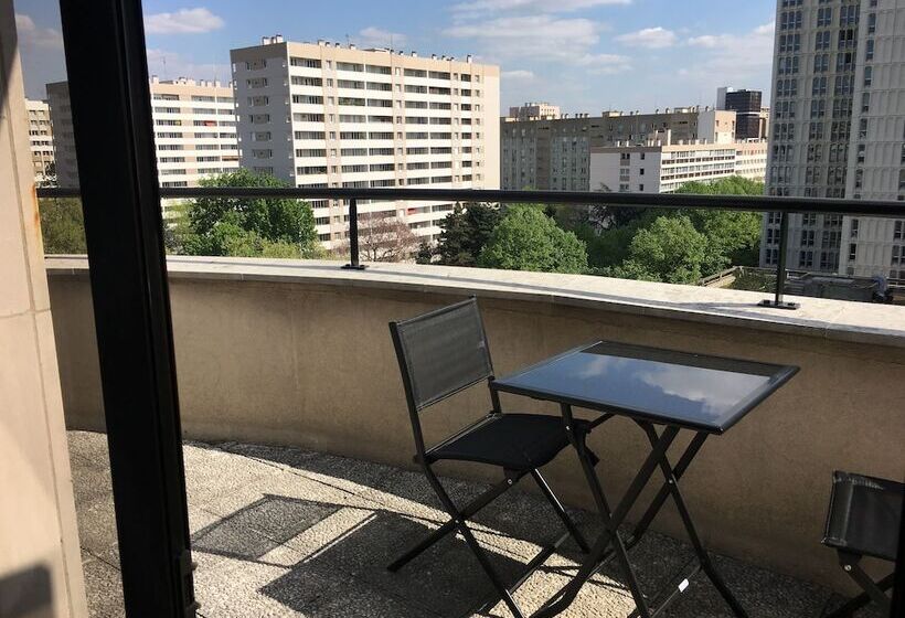 اتاق اجرایی, Inn Design Paris Place D Italie