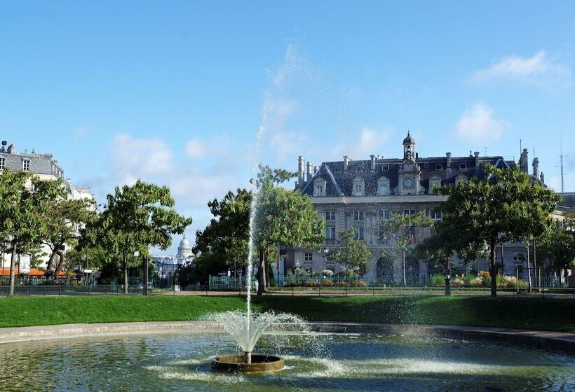 اتاق خانوادگی, Inn Design Paris Place D Italie