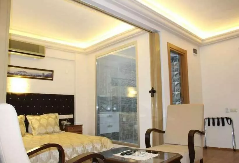 اتاق استاندارد, Kittur