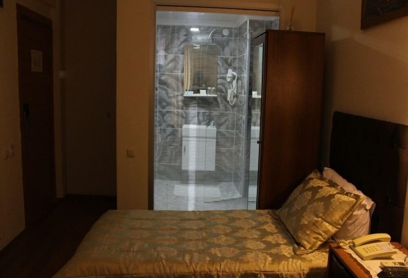 Номер Стандарт, Kittur