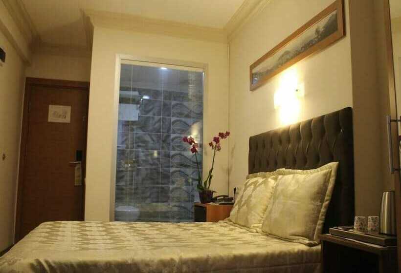 Номер Стандарт, Kittur