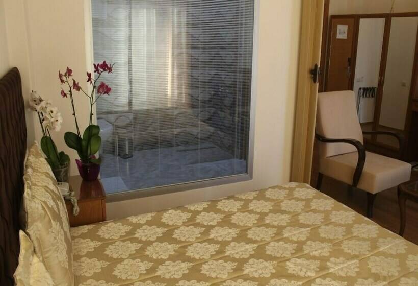 Номер Стандарт, Kittur