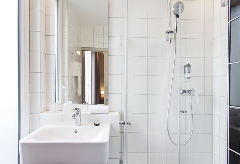 اتاق کلاب, Libertel Gare Du Nord Suede