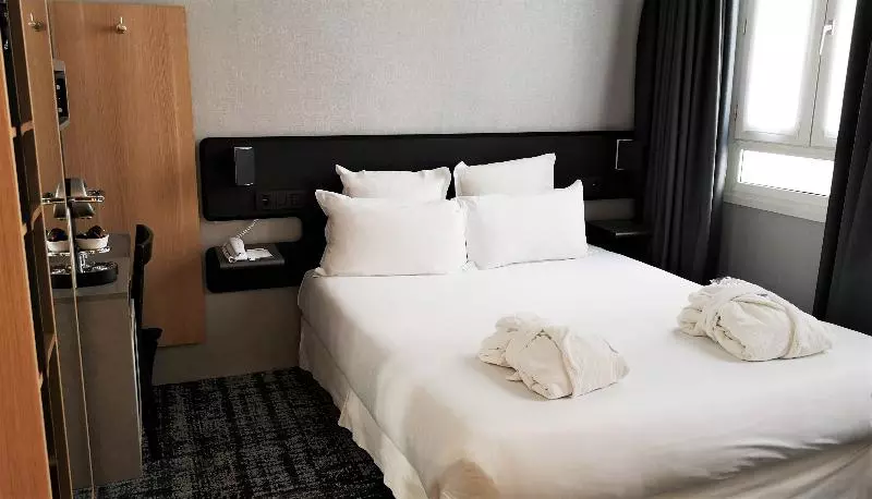 اتاق کلاب, Libertel Gare Du Nord Suede