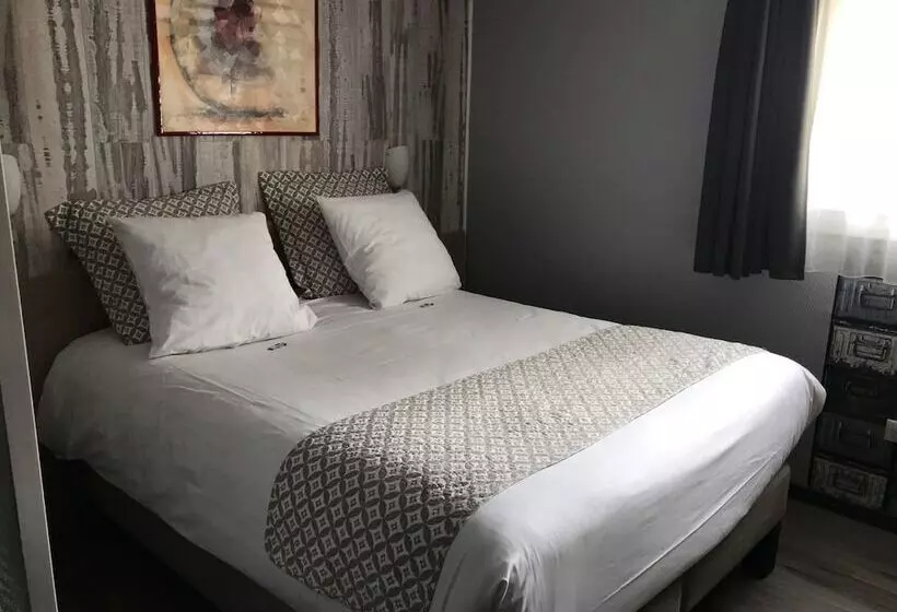 Standard-huone, Logis Hôtel Le Relais Du Parisis