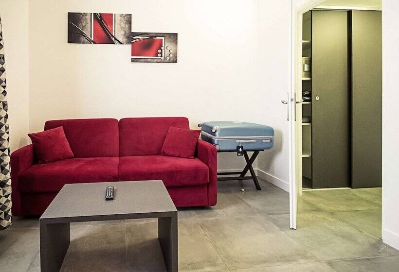 Номер Дюплекс, Mercure Lyon Est Villefontaine