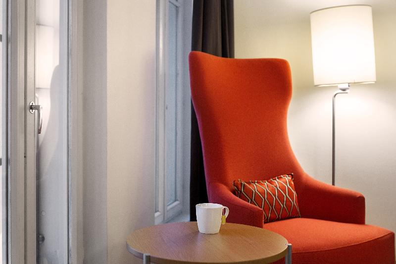 キングサイズベッドのスーペリアルーム, Scandic Grand Marina