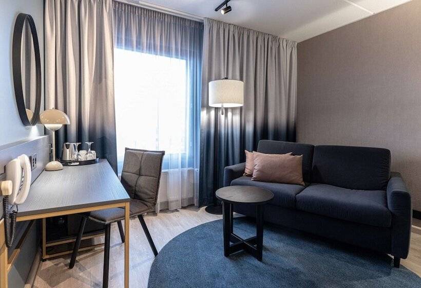 Номер Superior, Scandic Jyvaskyla Station