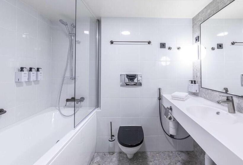 Номер Superior Кровать Кинг, Scandic Jyvaskyla Station