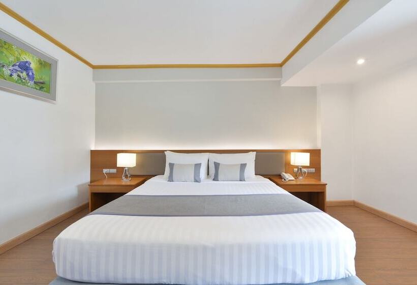 Номер Superior, The Beverly Hotel Pattaya