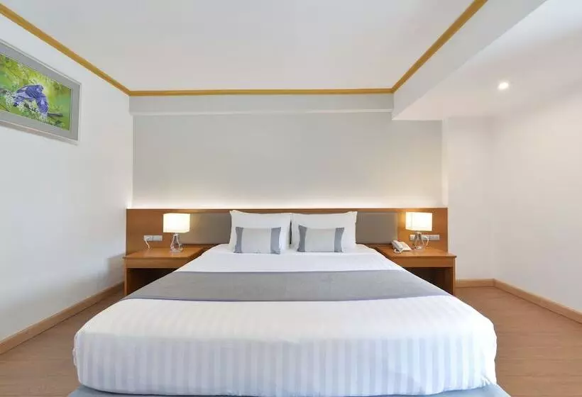 اتاق سوپریور, The Beverly Hotel Pattaya