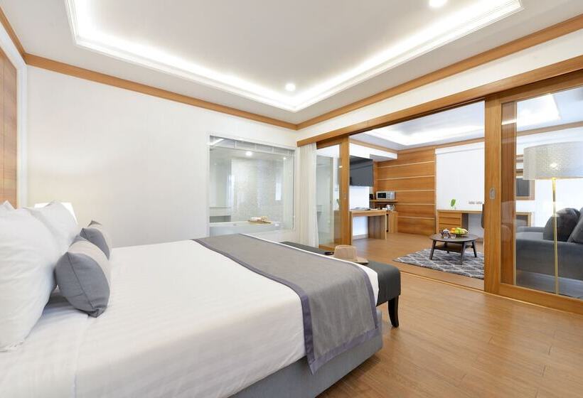 سوییت, The Beverly Hotel Pattaya