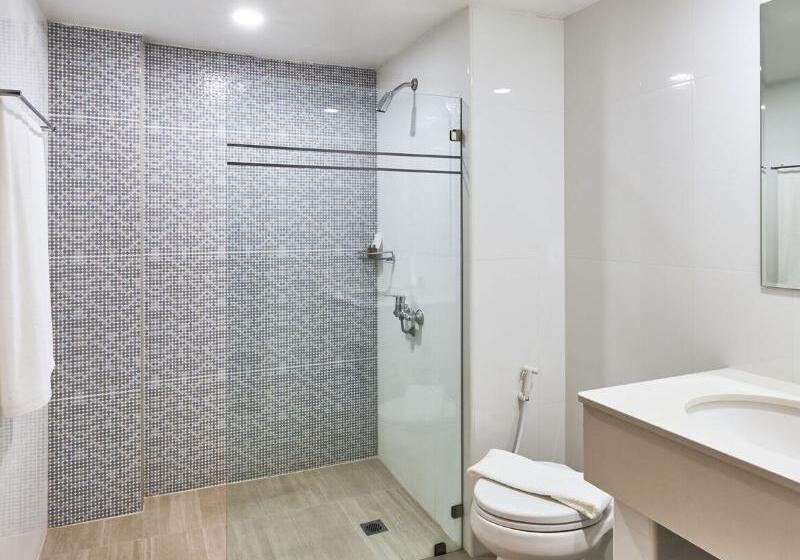 اتاق سوپریور, The Beverly Hotel Pattaya