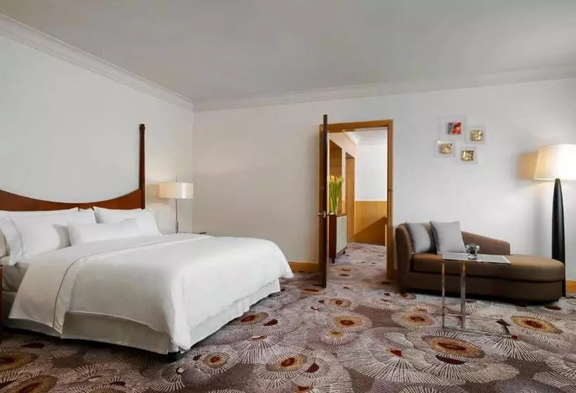 Deluxe Suite King Bed, The Westin Grande Sukhumvit Bangkok