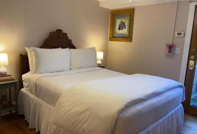 غرفة قياسية مزوَّدة بتراس, Beaufort House Inn