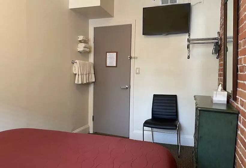 اتاق استاندارد یک تخته با سرویس بهداشتی مشترک, Oasis Guest House