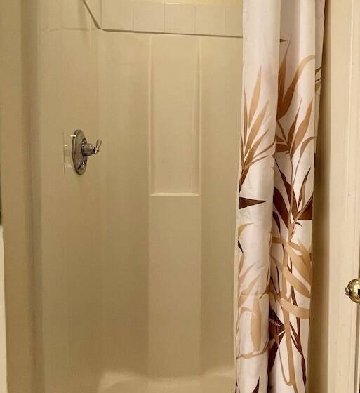 エコノミールーム, Oasis Guest House