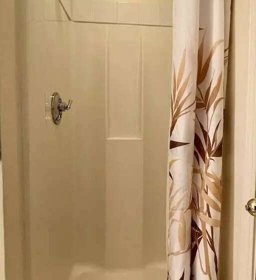 اتاق اکونومی, Oasis Guest House
