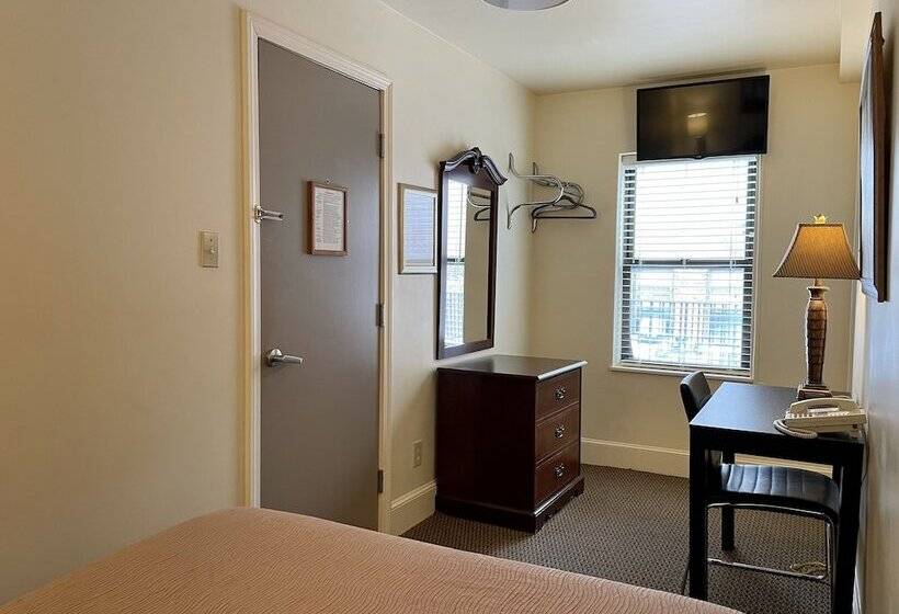 エコノミールーム, Oasis Guest House