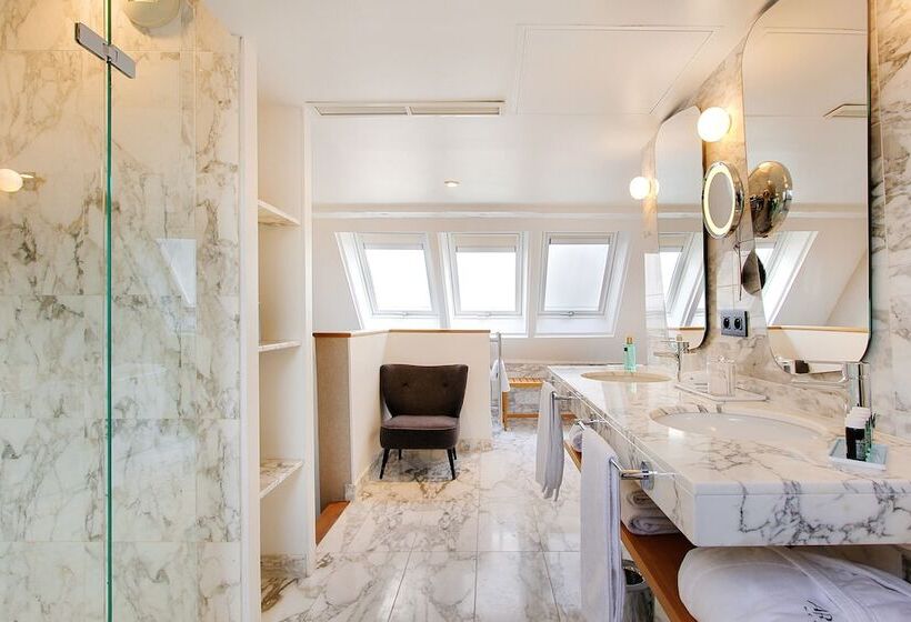 ドゥプレックスルーム, Hôtel Artus