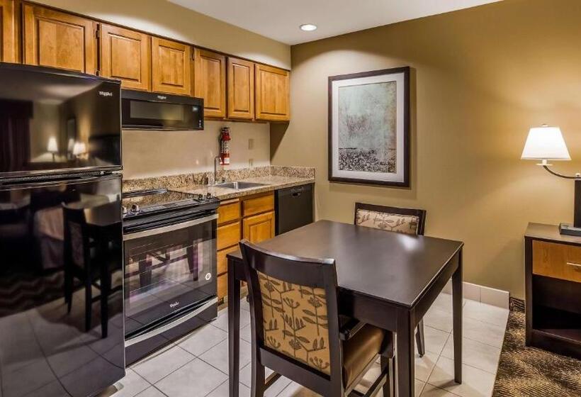 חדר דחוקס עם מיטת קינג, Best Western Plus Gold Country Inn