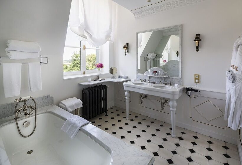 デラックスルーム, Château De Mirambeau