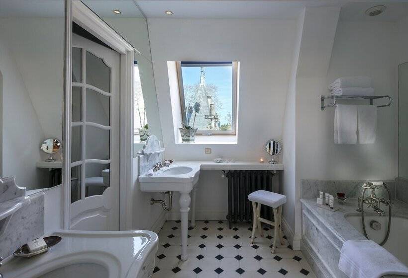 ジュニアスイート, Château De Mirambeau