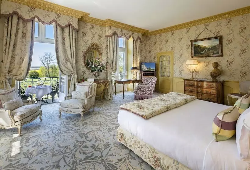 スイート, Château De Mirambeau