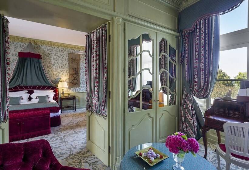 スイート, Château De Mirambeau