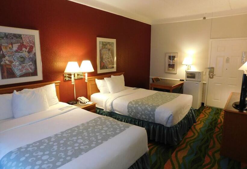 اتاق استاندارد با 2 تخت دوبل, Days Inn & Suites By Wyndham Arlington Heights