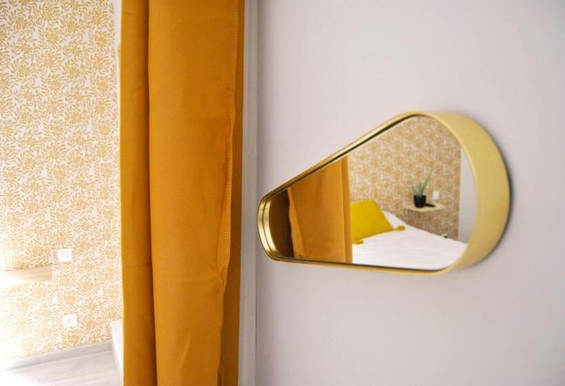Номер Стандарт, Hôtel Le Thurot