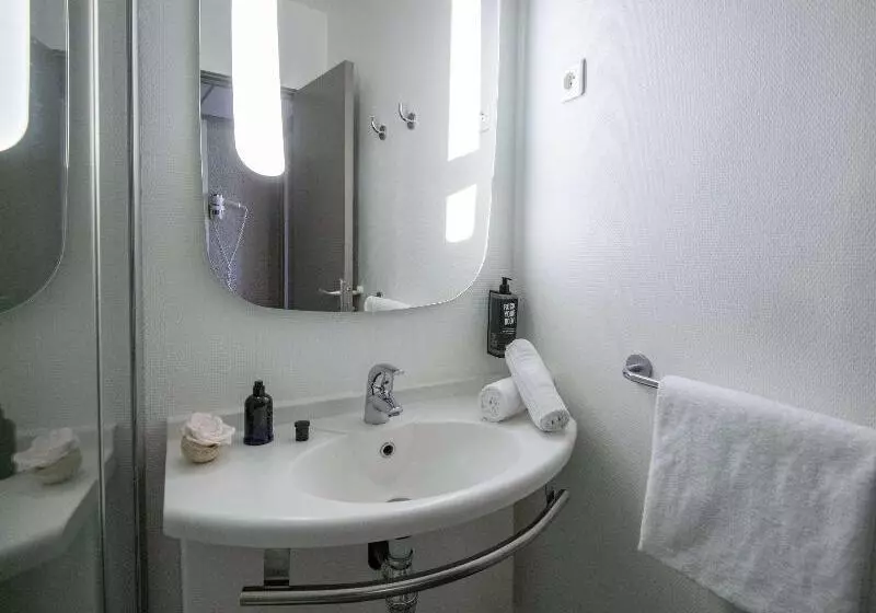 اتاق استاندارد با تخت دوبل, Ibis Cannes Plage La Bocca