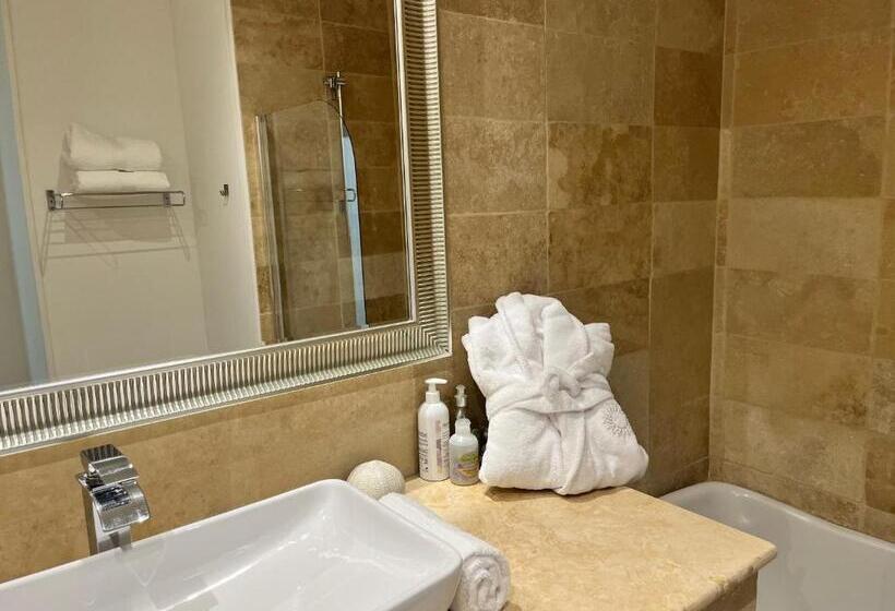 Номер Superior Кровать Кинг, Mas Angelussi   Le Clos Du Soleil