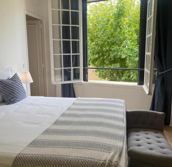 이코노미 룸, Mas Angelussi   Le Clos Du Soleil